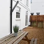 Parkside Apartment